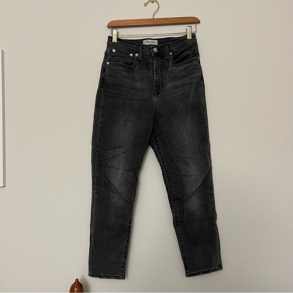 Madewell The Mom Jean sized 26 charcoal colored